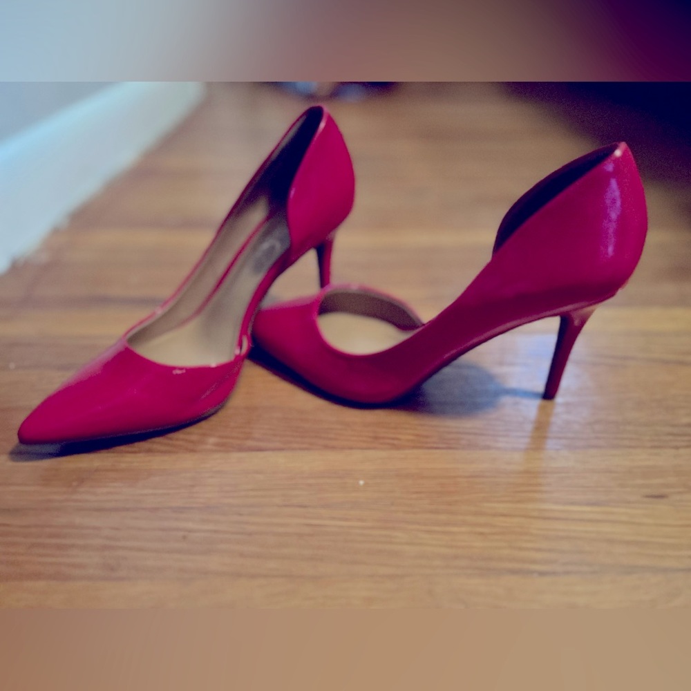 Jessica Simpson red heels